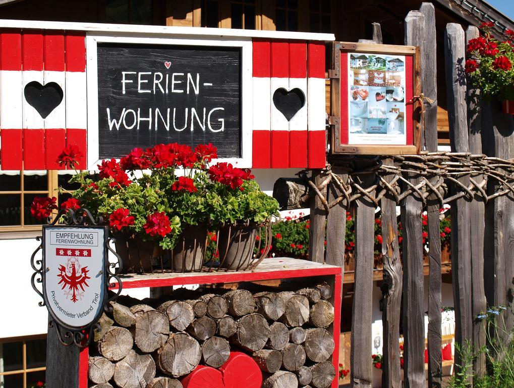 Alpenferienwohnung Strickner ノイシュティフト・イム・シュトゥーバイタール 部屋 写真