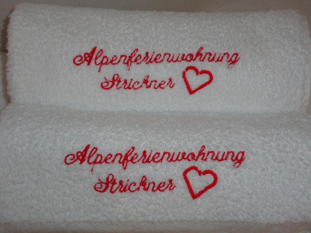 Alpenferienwohnung Strickner ノイシュティフト・イム・シュトゥーバイタール エクステリア 写真